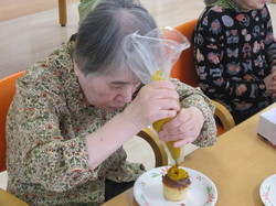 3.次はかぼちゃクリームです.jpg