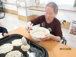 4 焼きますよ.JPG