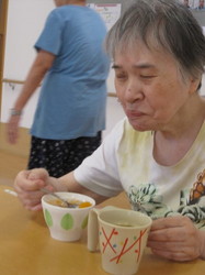 6 どれどれ.JPG