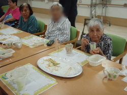 ⑤ご馳走様でした。※中央女性NG.JPG