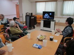 ⑦ここの席はノンアルコールビールが人気でした.jpg