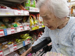 美味しそうな物を真剣に.jpg
