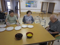 2 準備、お手伝いしますよ.jpg
