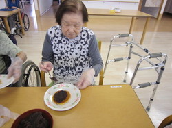 3 おいしいそうなアンコやね.jpg