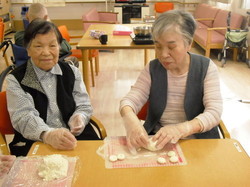 No.2 友達同士の共同作業.jpg