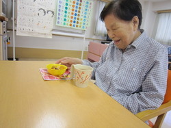 No7. 笑顔で食べました(1).JPG